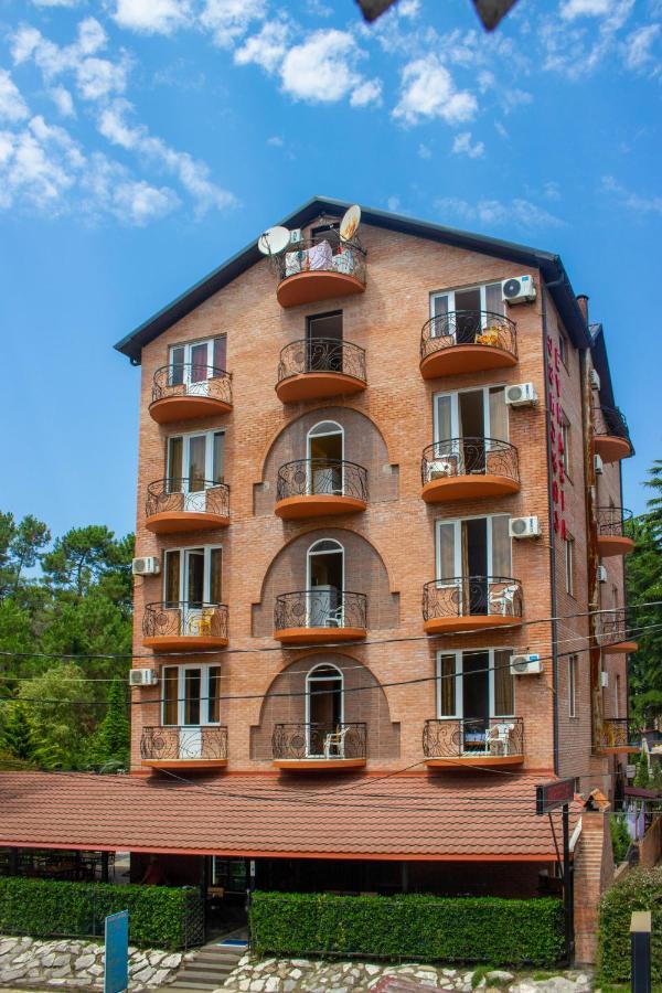 Hotel Evrazia Ureki Esterno foto