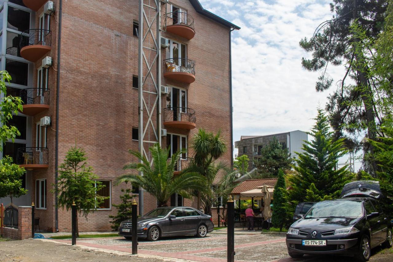 Hotel Evrazia Ureki Esterno foto