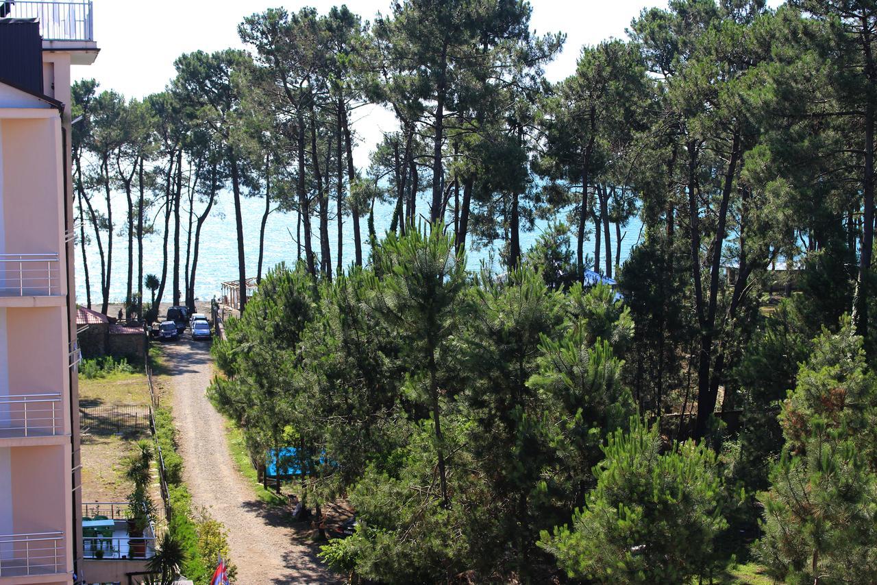 Hotel Evrazia Ureki Esterno foto