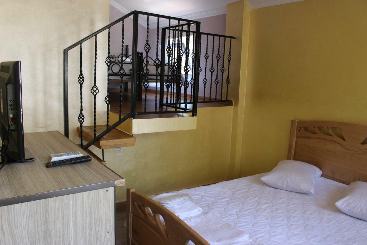 Hotel Evrazia Ureki Esterno foto